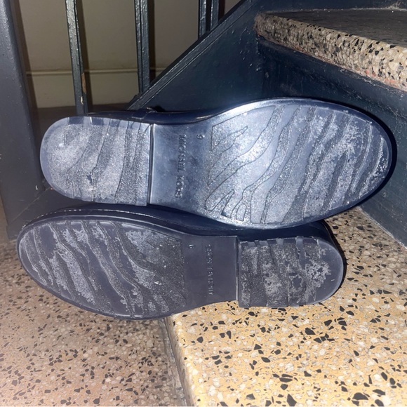 Michael Kors Navy Fulton Harness Tall Rubber Rainboots Gold Logo Size 9 - Picture 3 of 15